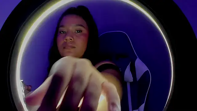 Snapshot of ZoeParcker chatting on February 17, 2026, 1:30 pm ZoeParcker online show from February 17, 2026, 1:30 pm