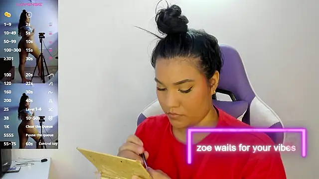 Snapshot of ZoeParcker chatting on February 25, 2026, 7:25 pm ZoeParcker online show from February 25, 2026, 7:25 pm