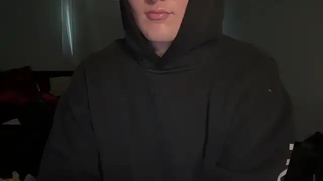 maxxboyyy online show from April 24, 2026, 5:26 pm