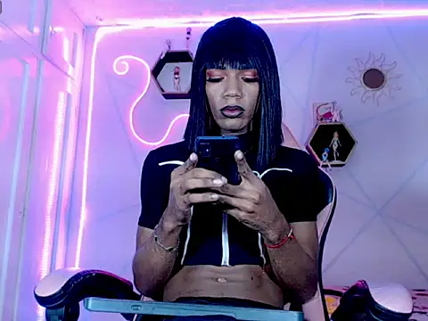 Snapshot of Violeta_R_ chatting on February 22, 2026, 9:44 am Violeta R online show from February 22, 2026, 9:44 am