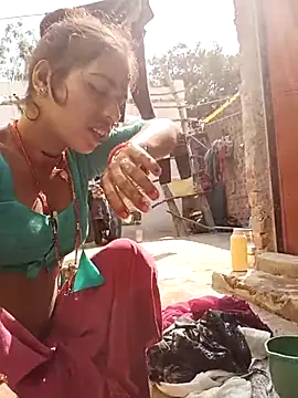 Anjli hote online show from February 12, 2026, 7:52 am