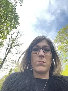 blondie-27 online show from April 22, 2026, 4:03 pm