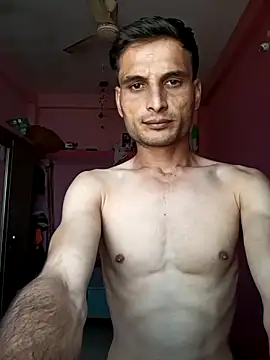 Snapshot of Beinghorny83 chatting on February 14, 2026, 6:24 am Beinghorny83 online show from February 14, 2026, 6:24 am