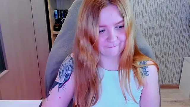 AnitaXVine online show from April 26, 2026, 6:38 pm