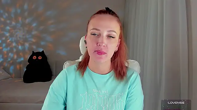 she wolf online show from April 30, 2026, 5:53 pm