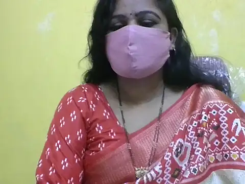 anu-reddyy online show from May 20, 2026, 5:04 am