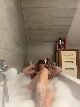 czarnula8 online show from February 28, 2026, 12:05 pm