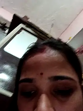 Snapshot of Deepjakolirr chatting on May 5, 2026, 9:51 pm Deepjakolirr online show from May 5, 2026, 9:51 pm