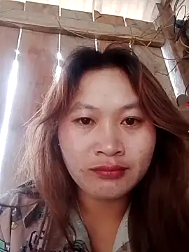 Snapshot of bany-lee chatting on May 6, 2026, 12:36 am bany-lee online show from May 6, 2026, 12:36 am