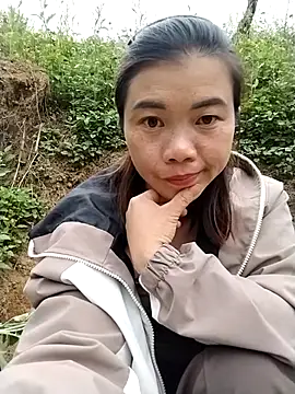 Snapshot of lovely-742 chatting on April 1, 2026, 2:02 am lovely-742 online show from April 1, 2026, 2:02 am