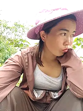 Snapshot of lovely-742 chatting on April 14, 2026, 2:16 am lovely-742 online show from April 14, 2026, 2:16 am