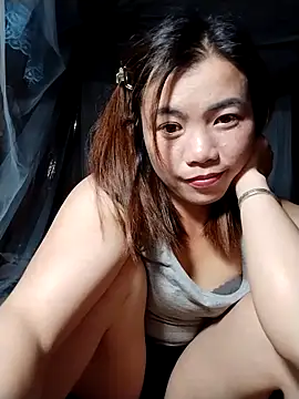 Snapshot of lovely-742 chatting on April 15, 2026, 2:32 pm lovely-742 online show from April 15, 2026, 2:32 pm