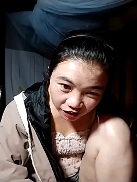 Snapshot of lovely-742 chatting on April 2, 2026, 11:39 am lovely-742 online show from April 2, 2026, 11:39 am