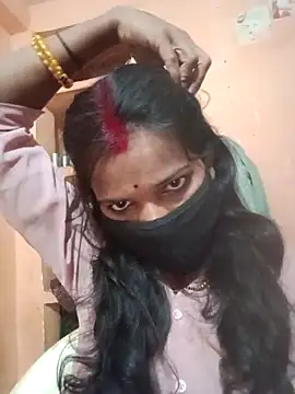 Snapshot of Desi_Couple_P chatting on March 4, 2026, 2:47 pm Desi Couple P online show from March 4, 2026, 2:47 pm