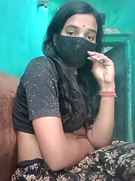 Snapshot of Desi_Couple_P chatting on April 6, 2026, 1:56 am Desi Couple P online show from April 6, 2026, 1:56 am