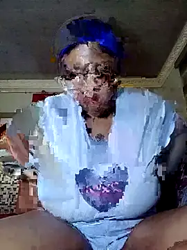 Snapshot of ShantelBootyBoobs chatting on April 14, 2026, 7:13 am ShantelBootyBoobs online show from April 14, 2026, 7:13 am