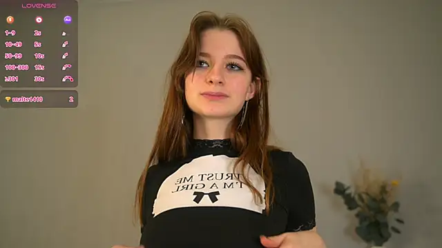 Jenniferr  online show from February 13, 2026, 3:34 pm