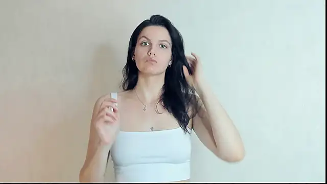 AnnettWildin online show from February 25, 2026, 7:41 am