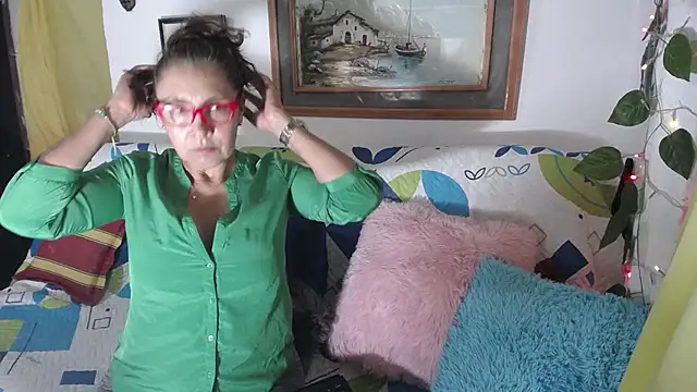 Snapshot of Merry-Olsen chatting on February 17, 2026, 4:21 am Merry-Olsen online show from February 17, 2026, 4:21 am