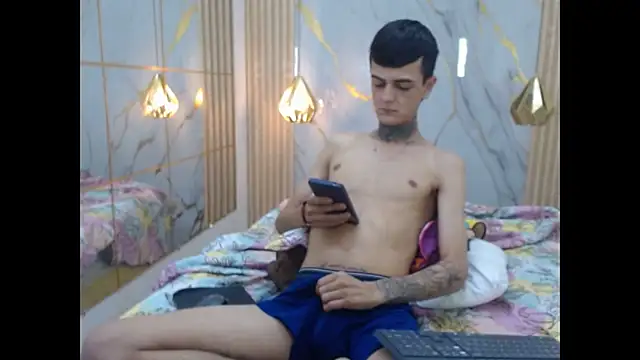 Snapshot of benjamin_anthony chatting on May 16, 2026, 12:15 pm benjamin anthony online show from May 16, 2026, 12:15 pm