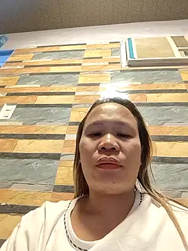 Snapshot of squirtshantal chatting on April 15, 2026, 7:36 am squirtshantal online show from April 15, 2026, 7:36 am
