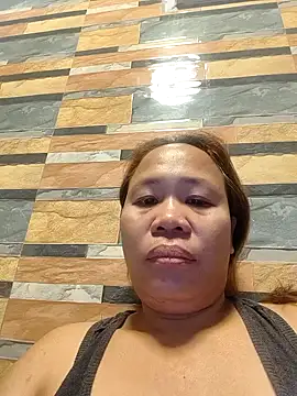 Snapshot of squirtshantal chatting on October 27, 2025, 7:31 am squirtshantal online show from October 27, 2025, 7:31 am