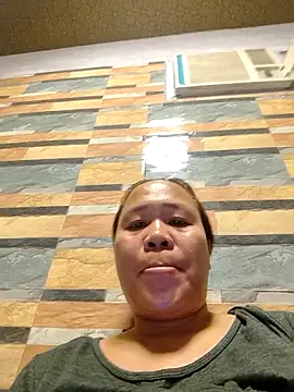 Snapshot of squirtshantal chatting on October 28, 2025, 2:05 pm squirtshantal online show from October 28, 2025, 2:05 pm