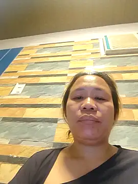 Snapshot of squirtshantal chatting on April 10, 2026, 7:59 am squirtshantal online show from April 10, 2026, 7:59 am