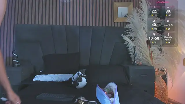 MarcoAndAllice online show from April 13, 2026, 5:00 am