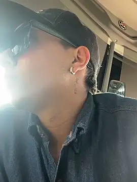 Jhony rayder online show from March 4, 2026, 1:52 pm