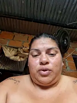 Snapshot of Juli_Powl chatting on April 18, 2026, 7:58 pm Juli Powl online show from April 18, 2026, 7:58 pm