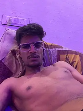 Snapshot of kaushikhotty chatting on May 25, 2026, 8:51 pm kaushikhotty online show from May 25, 2026, 8:51 pm