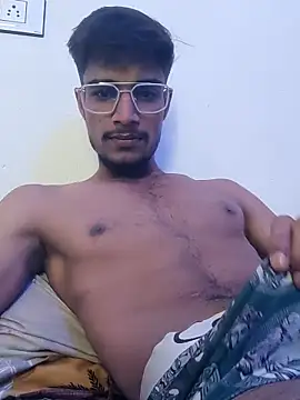 Snapshot of kaushikhotty chatting on June 19, 2026, 1:17 pm kaushikhotty online show from June 19, 2026, 1:17 pm