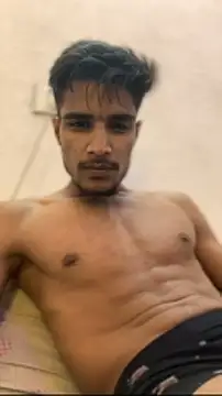 Snapshot of kaushikhotty chatting on April 19, 2026, 7:27 pm kaushikhotty online show from April 19, 2026, 7:27 pm