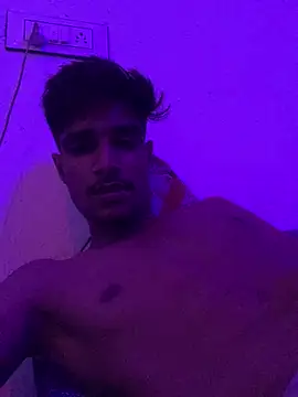 Snapshot of kaushikhotty chatting on May 22, 2026, 8:40 pm kaushikhotty online show from May 22, 2026, 8:40 pm