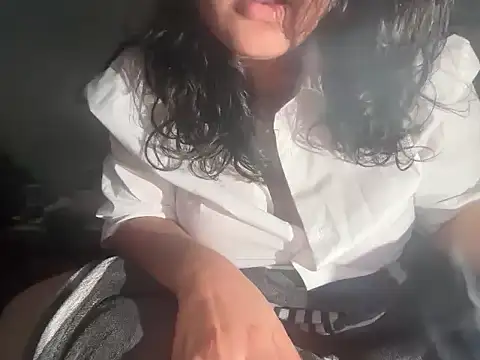 hugeindiantitties online show from February 20, 2026, 6:10 am