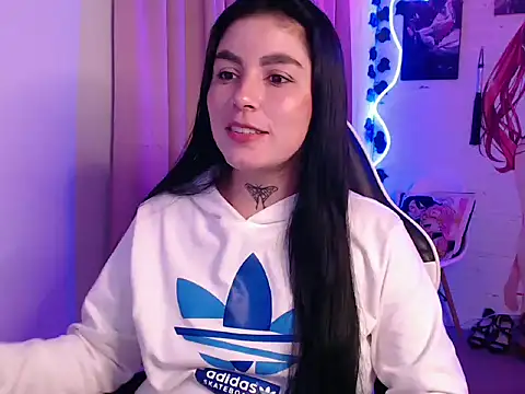 JanineRae online show from February 13, 2026, 11:05 pm