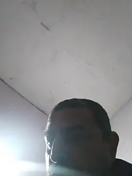 Snapshot of cobrosdepagos chatting on April 15, 2026, 8:31 am cobrosdepagos online show from April 15, 2026, 8:31 am