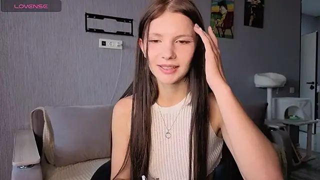 Alisa Hetfy online show from March 29, 2026, 6:26 am