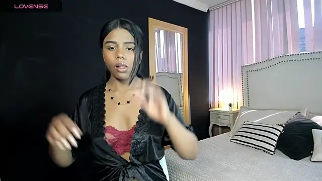 Snapshot of madii_lenon chatting on March 23, 2026, 7:47 pm madii lenon online show from March 23, 2026, 7:47 pm