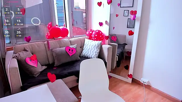 madii lenon online show from February 20, 2026, 7:49 pm