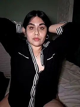 Snapshot of Sol_luvv chatting on February 13, 2026, 5:40 am Sol luvv online show from February 13, 2026, 5:40 am