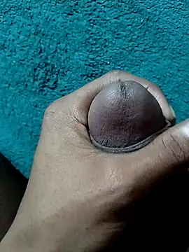 Naughtyboyz063 online show from April 2, 2026, 4:08 am