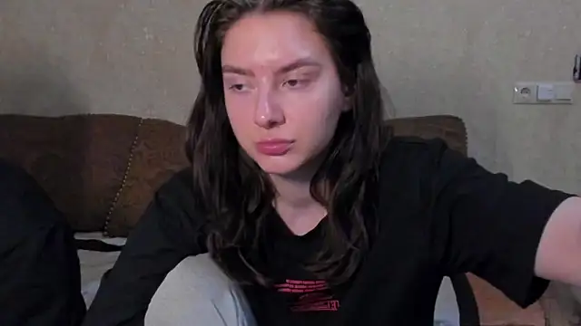 love lina muuur online show from February 22, 2026, 2:52 pm