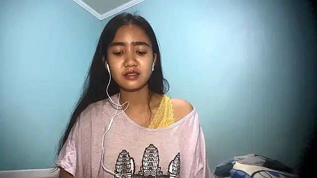 RessieAshcroft online show from February 24, 2026, 1:12 pm