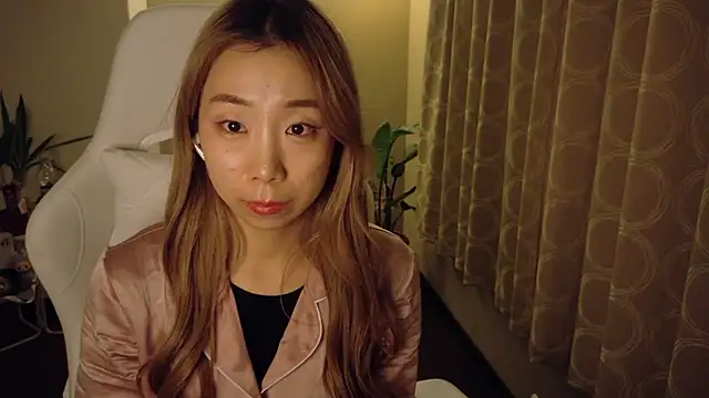 aria nozomi online show from February 28, 2026, 8:19 pm