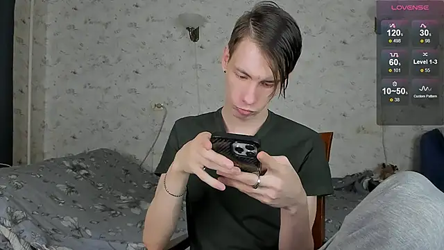 Snapshot of Erick_Wilson chatting on April 18, 2026, 11:12 am Erick Wilson online show from April 18, 2026, 11:12 am