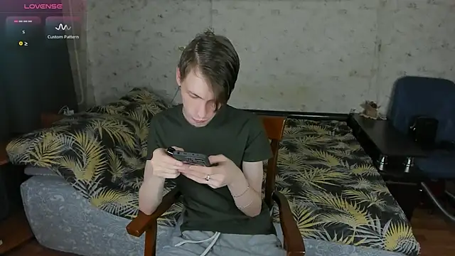 Snapshot of Erick_Wilson chatting on May 13, 2026, 5:58 am Erick Wilson online show from May 13, 2026, 5:58 am