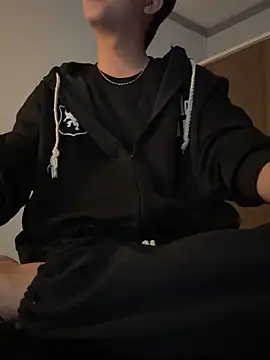 Snapshot of traidep3chan chatting on February 28, 2026, 6:35 am traidep3chan online show from February 28, 2026, 6:35 am