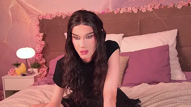 MadisonEsprit online show from March 31, 2026, 3:41 am